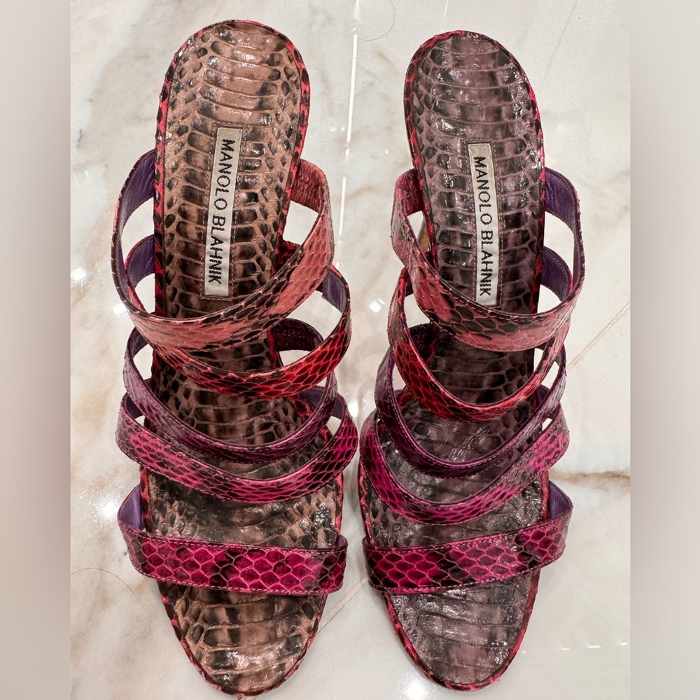 Vintage Manolo Blahnik open toe sandals